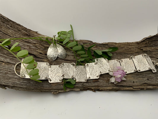 Wildflower Embossed Silver Link Bracelet with Matching Earrings - Evitts Creek Arts