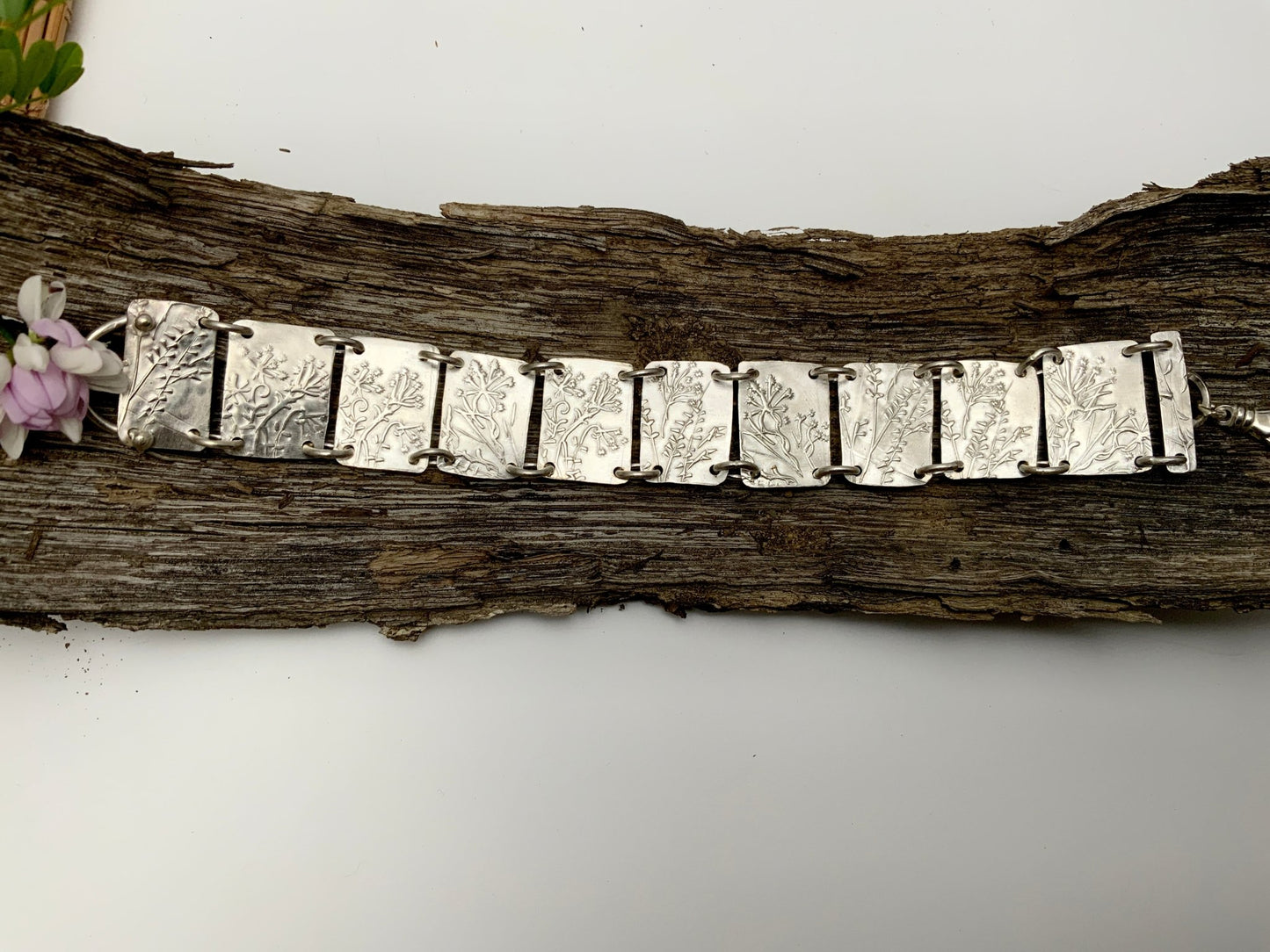 Wildflower Embossed Silver Link Bracelet with Matching Earrings - Evitts Creek Arts