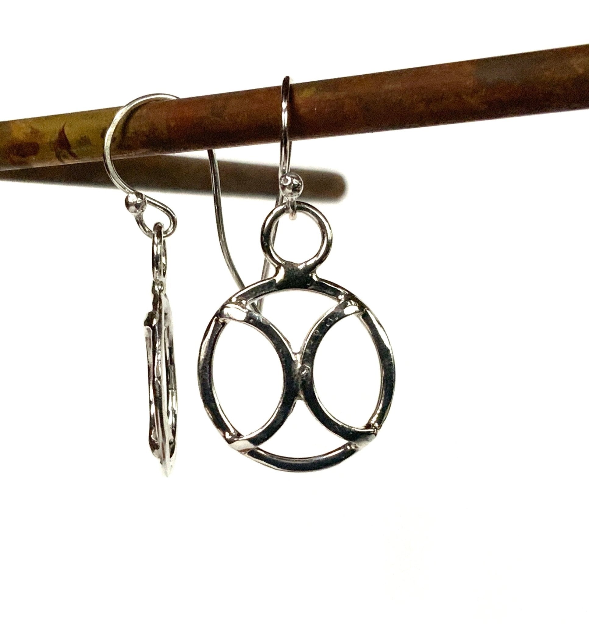Small Circle Design Silver Earrings - Evitts Creek Arts