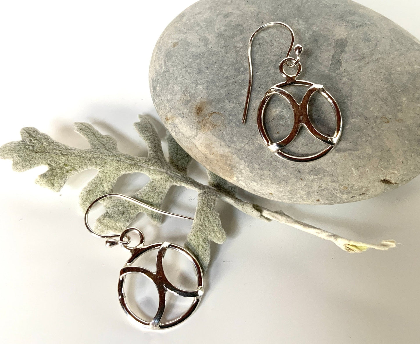 Small Circle Design Silver Earrings - Evitts Creek Arts