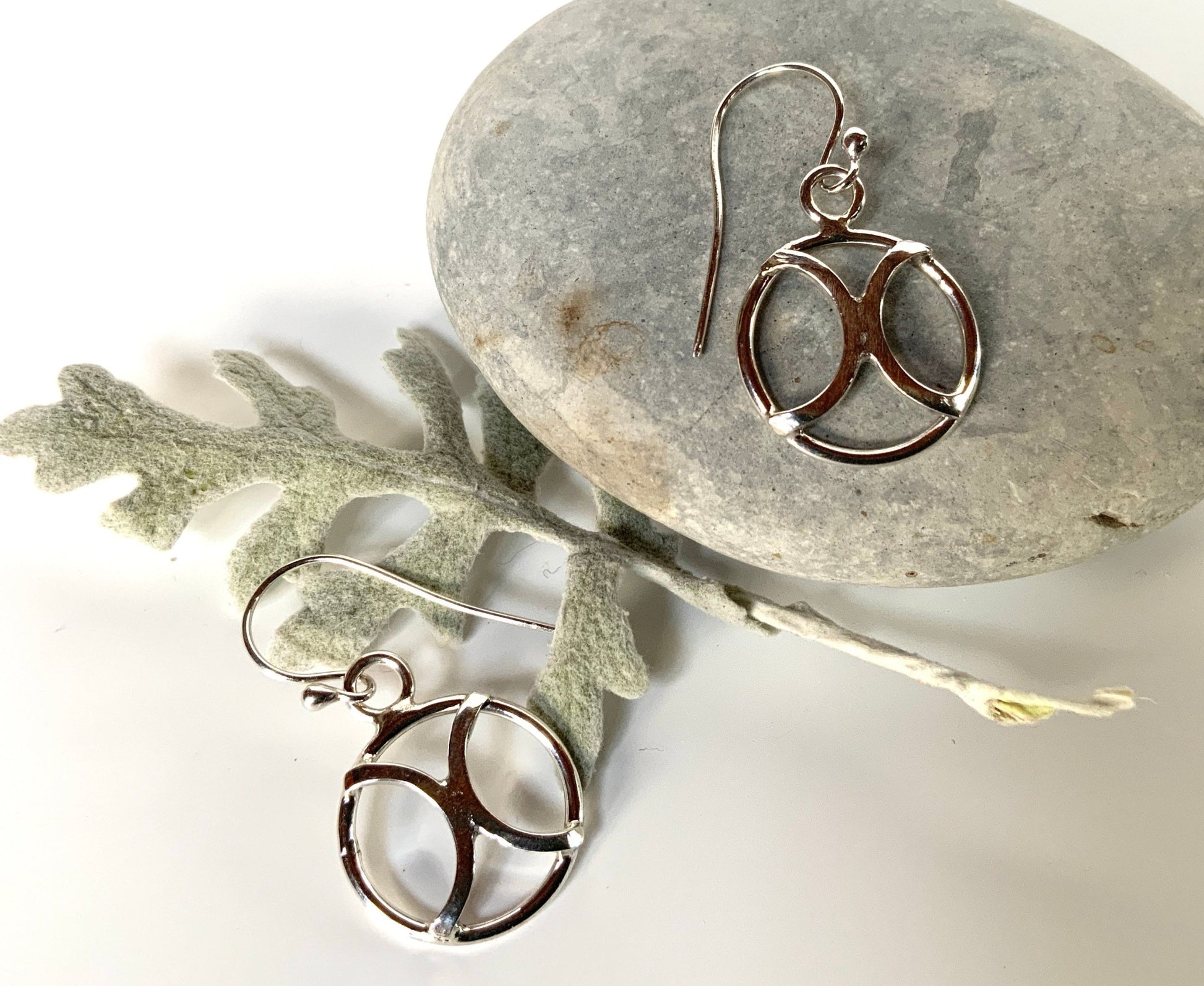 Small Circle Design Silver Earrings - Evitts Creek Arts