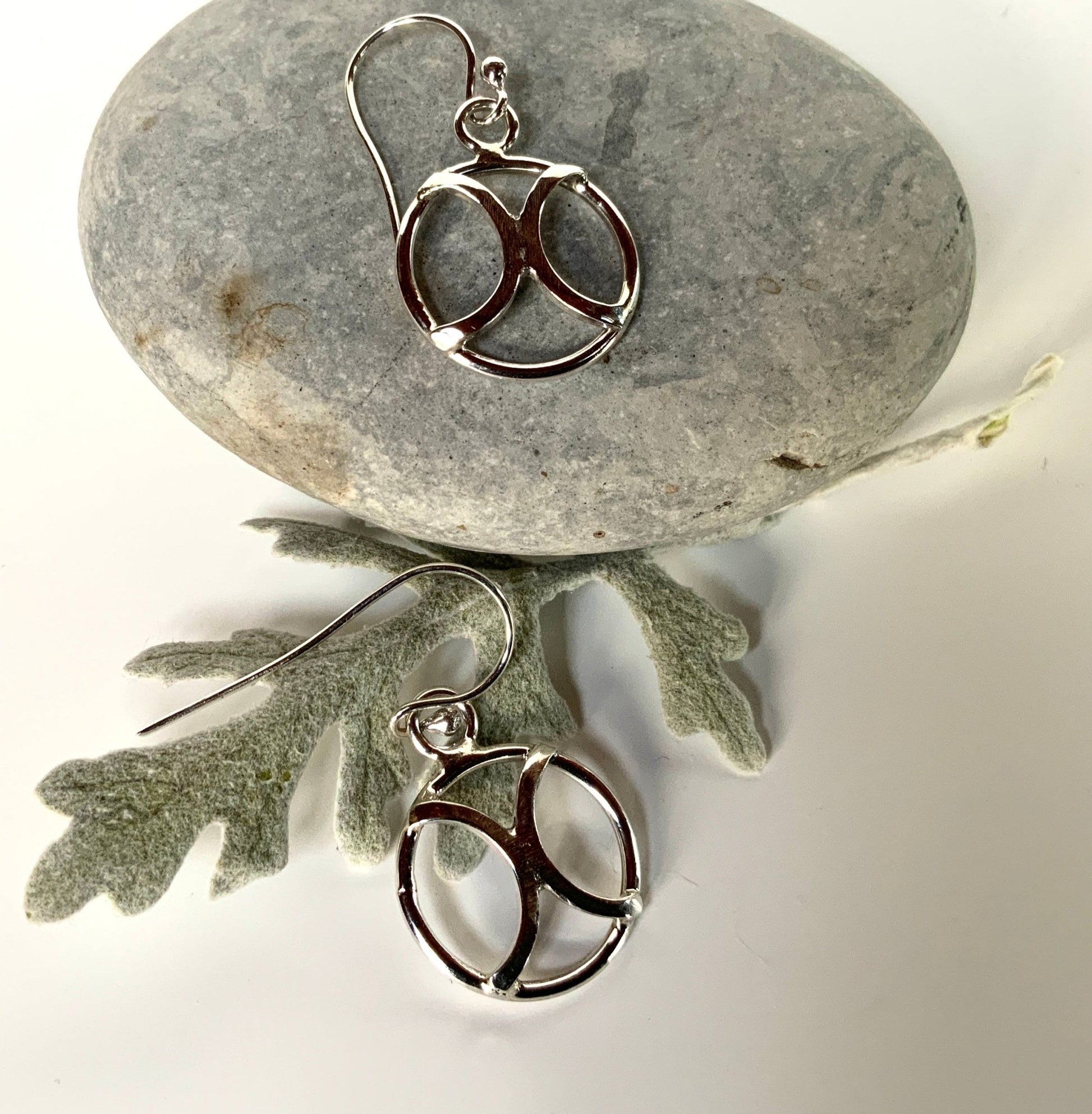 Small Circle Design Silver Earrings - Evitts Creek Arts