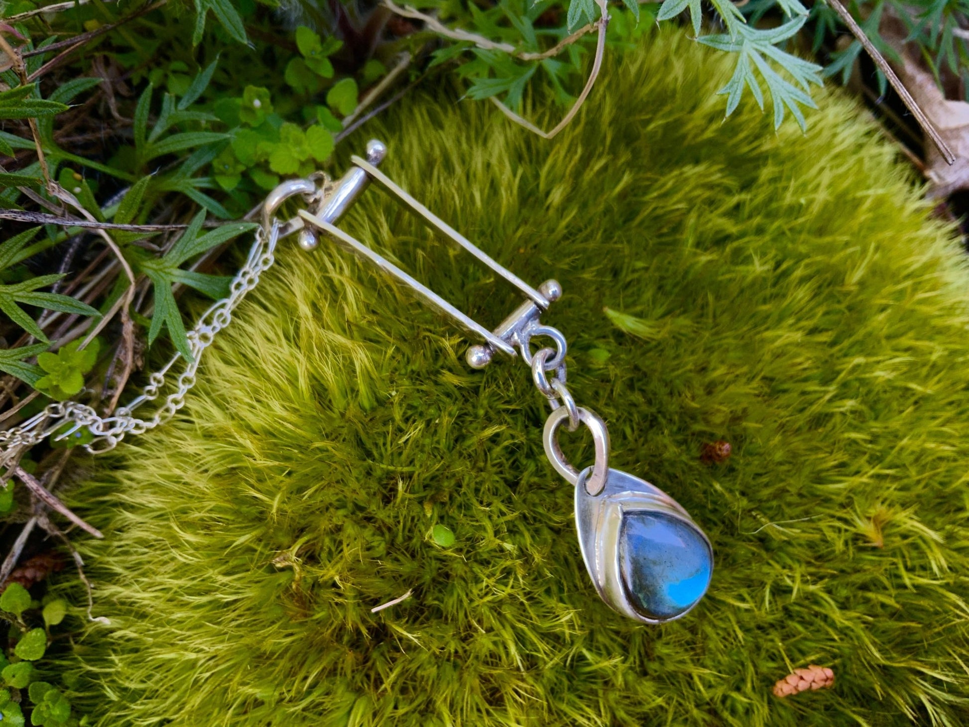 Labradorite Pendant with Secret Garden Pattern - Evitts Creek Arts